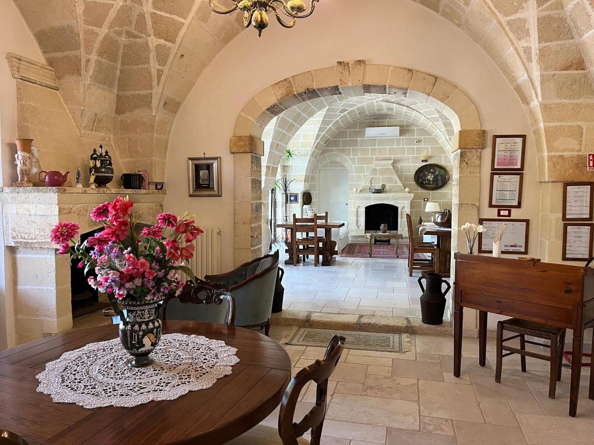Masseria La Camardia Sava Luaran gambar