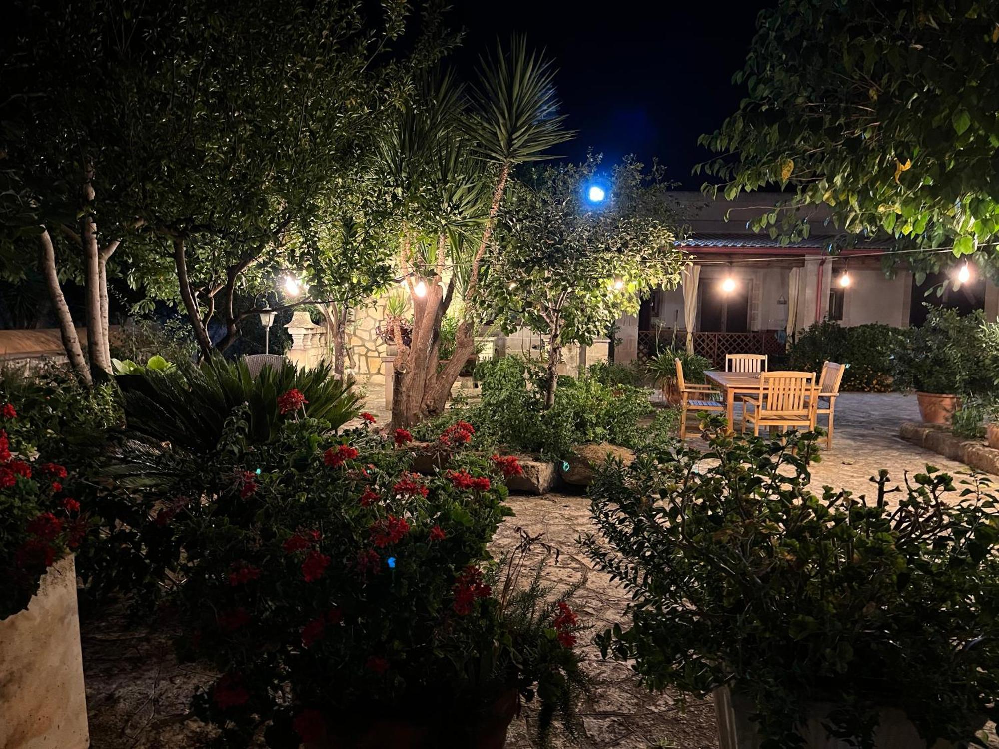 Masseria La Camardia Sava Luaran gambar