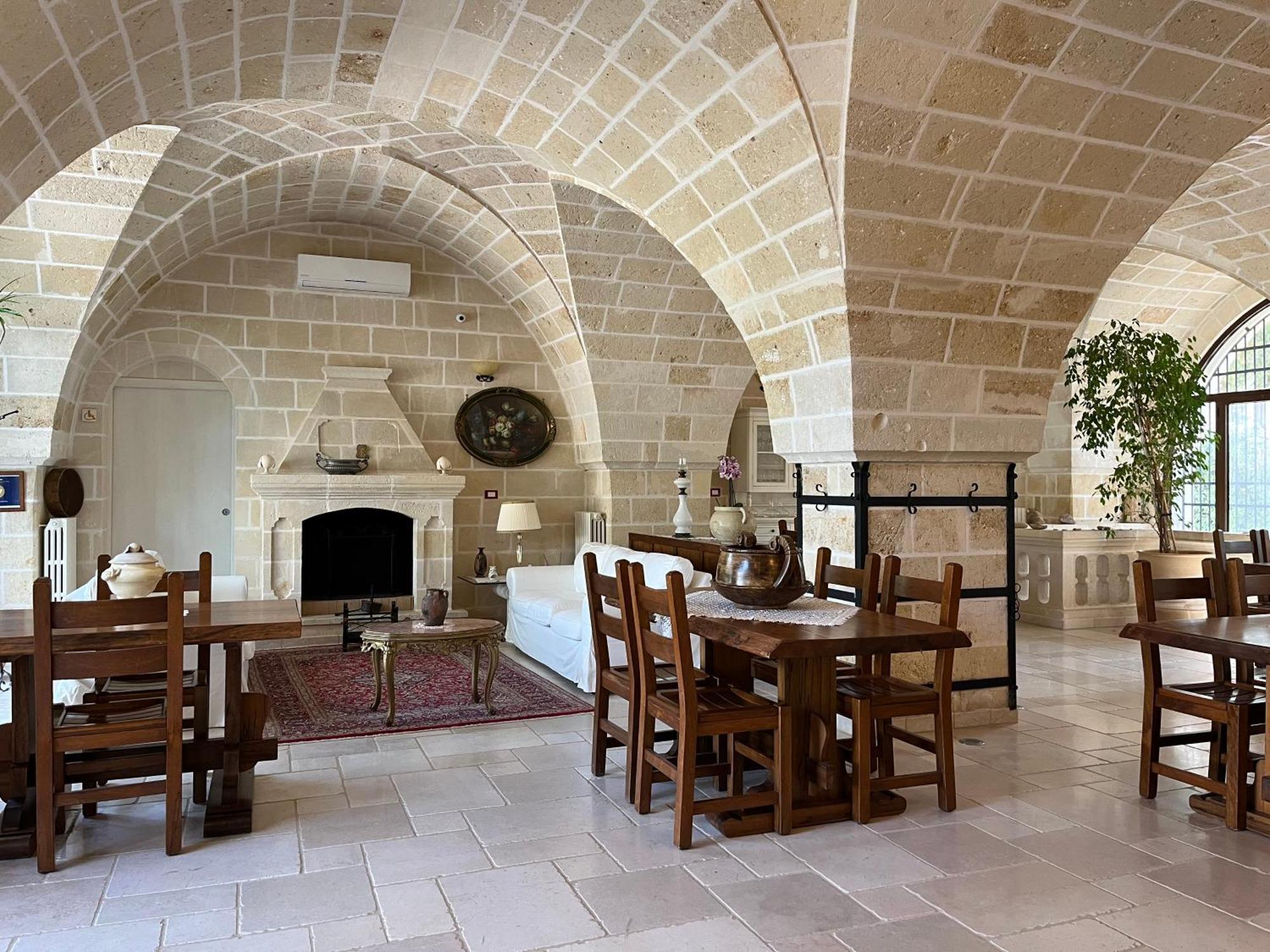 Masseria La Camardia Sava Luaran gambar
